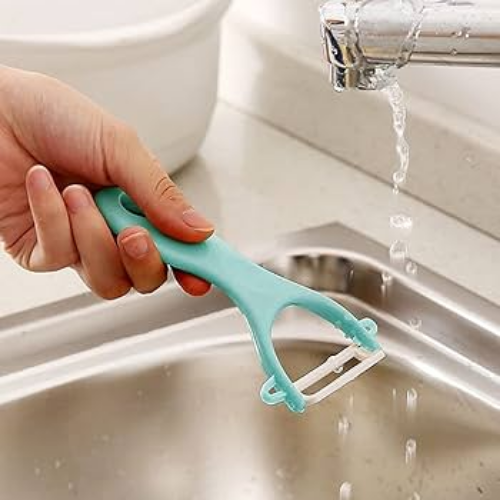Fruits and Vegetable Peeler – Sharp & Easy to Use